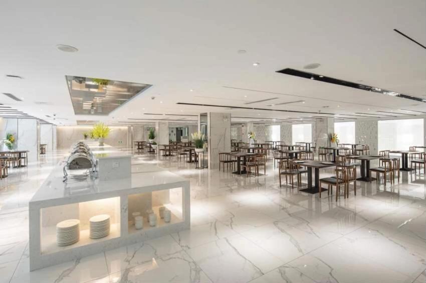 Ramada By Wyndham Mengzi Suites Exterior foto